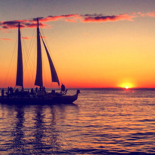 Mon Tiki Largo in Fort Pond Bay for sunset